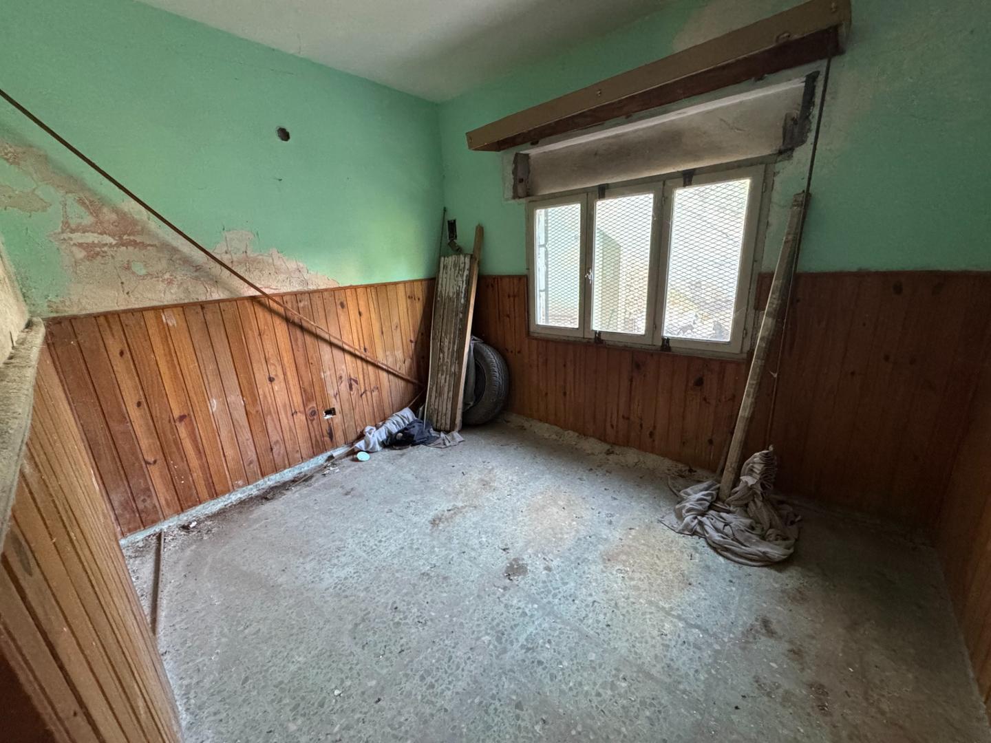 Foto de CASA CUATRO DORMITORIOS CON PATIO A RECICLAR SAN LORENZO, imagen 5