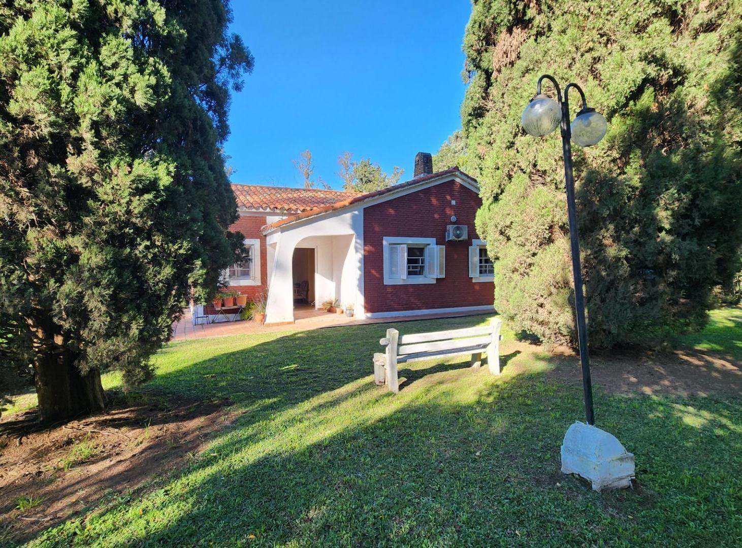 CASA SOBRE LOTE DE 6.000 MT2 Y BAJADA EXCLUSIVA AL RIO