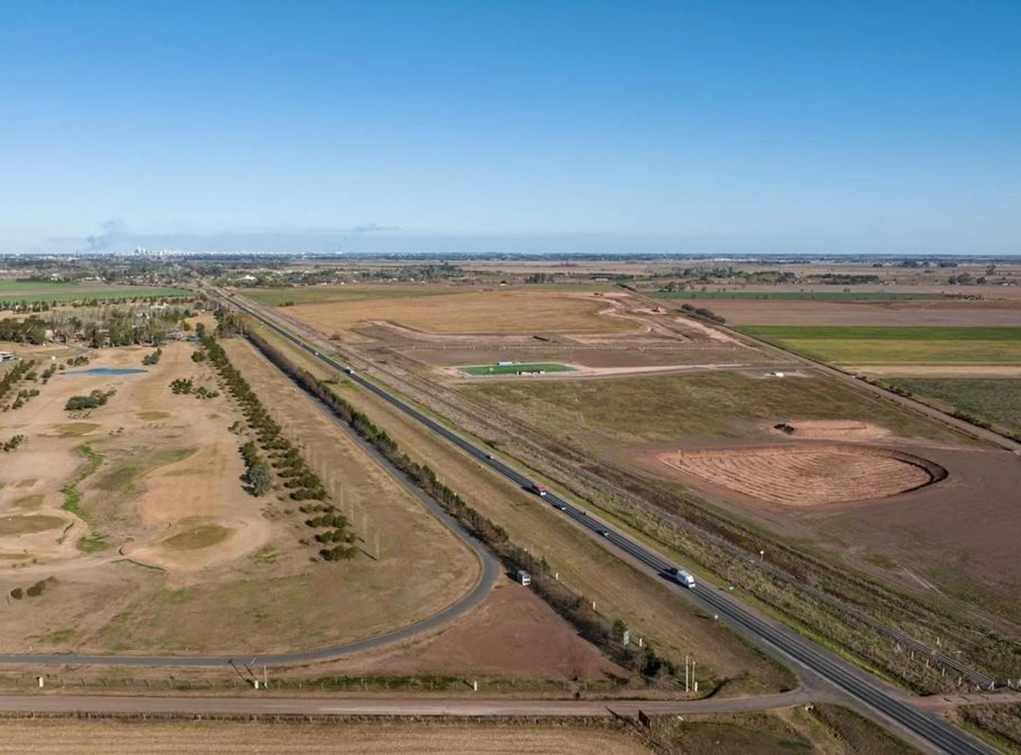 Foto de EN VENTA TERRENO 466M2 CINCO LAGOS IBARLUCEA, imagen 4