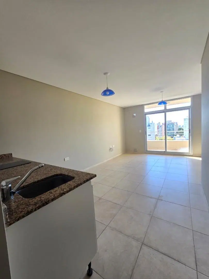 MONOAMBIENTE A ESTRENAR CON BALCON 2