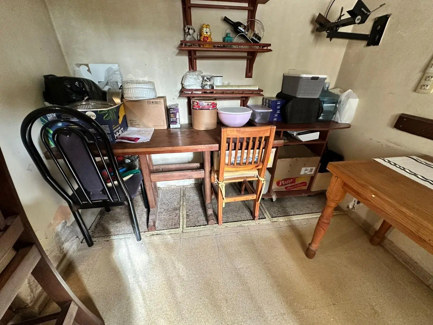 CASA EN VENTA DE ESTILO CON 3 DORMITORIOS COCHERA Y PATIO 4