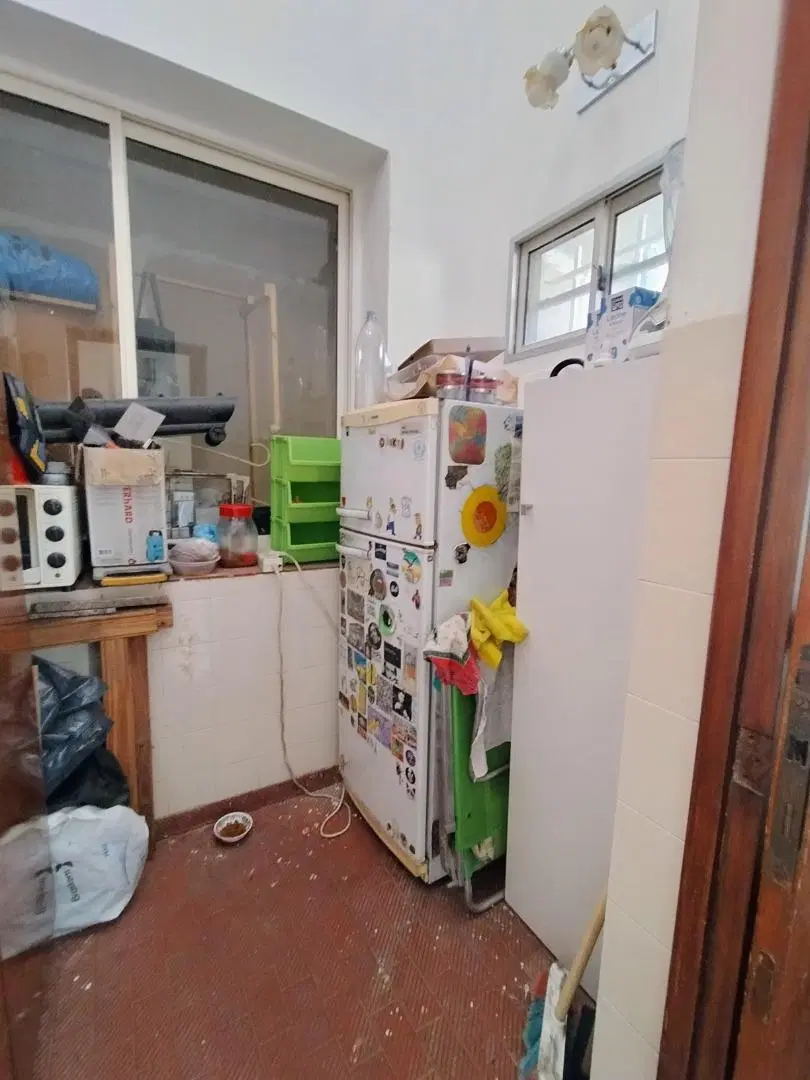 CASA INTERNA UNICA EN VENTA EN DEAN FUNES AL 500:IMPECABLE 5