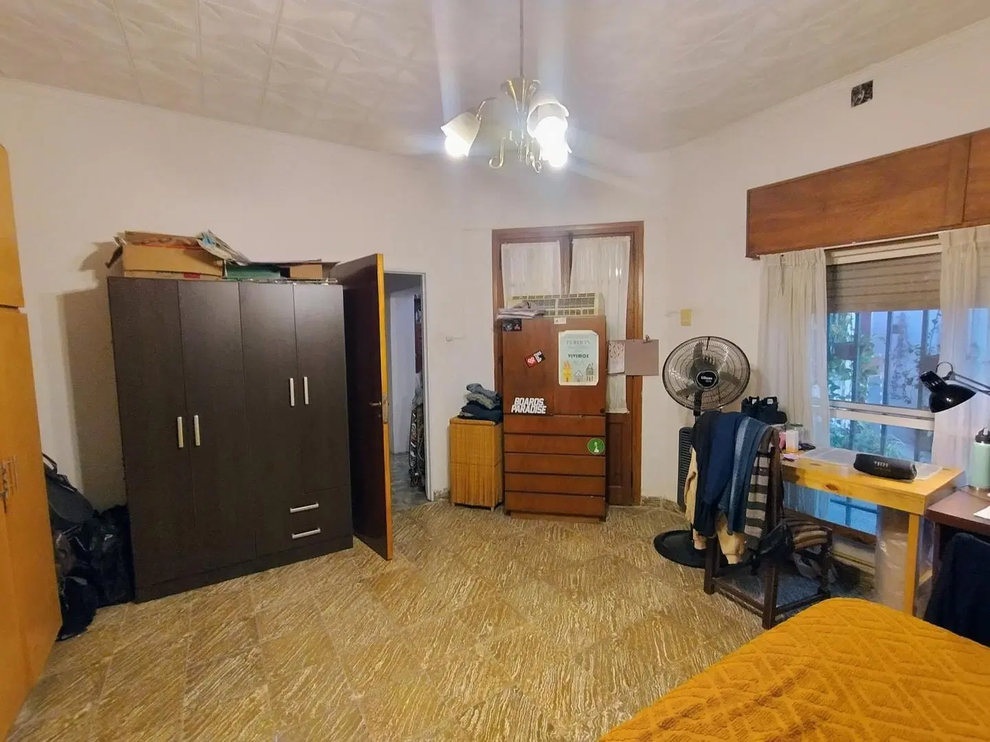 CASA INTERNA UNICA EN VENTA EN DEAN FUNES AL 500:IMPECABLE 4