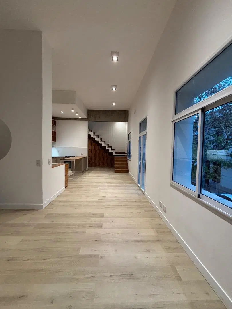 VENTA CASA DE PLANTA ALTA 3 DORMITORIOS AMPLIA TERRAZA 3