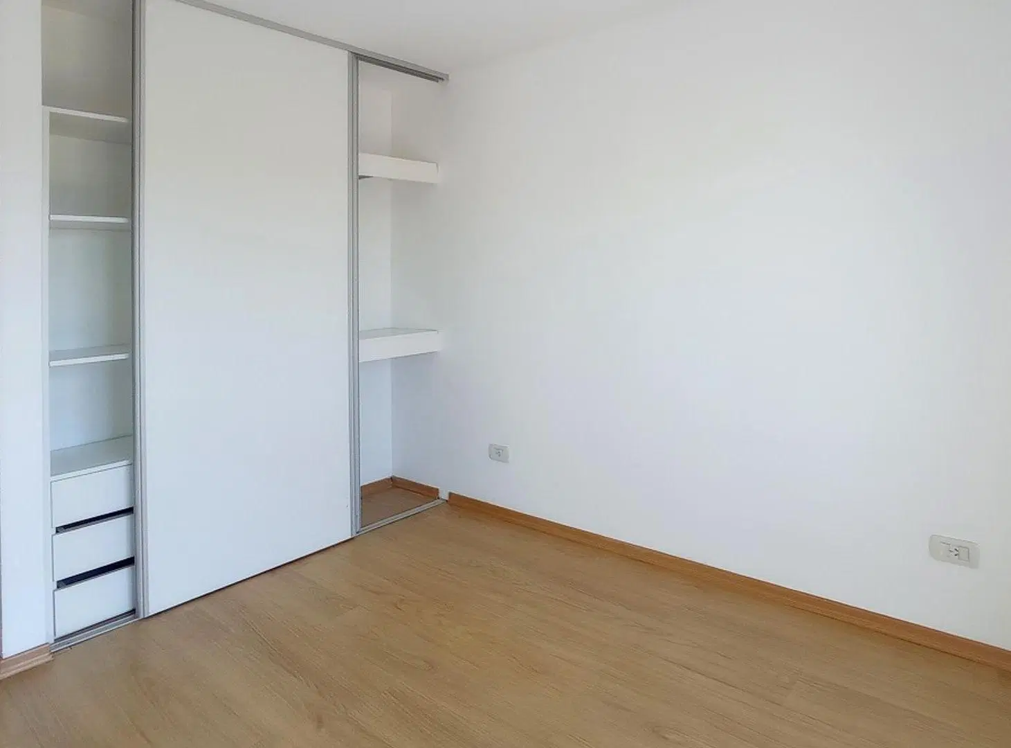 DEPARTAMENTO EN VENTA, 2 DORMITORIOS CON BALCON APTO CREDITO 4