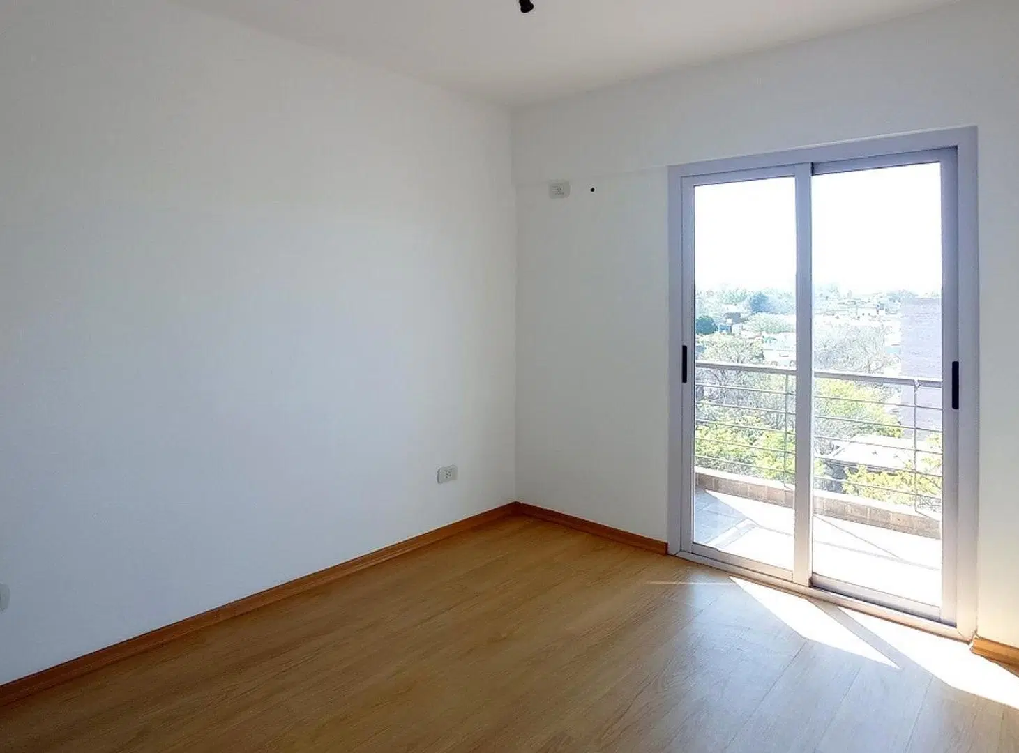 DEPARTAMENTO EN VENTA, 2 DORMITORIOS CON BALCON APTO CREDITO 5