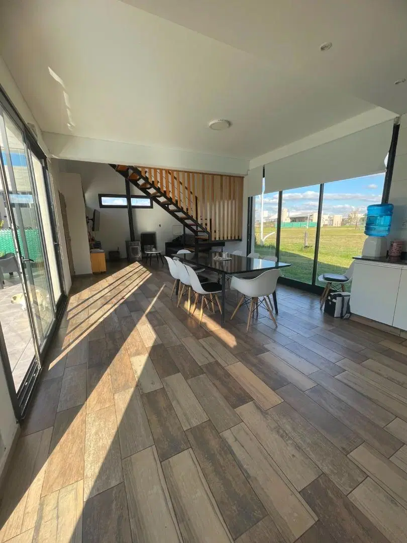 CASA A LA VENTA EN BRISANOVA, PUEBLO ESTHER 3