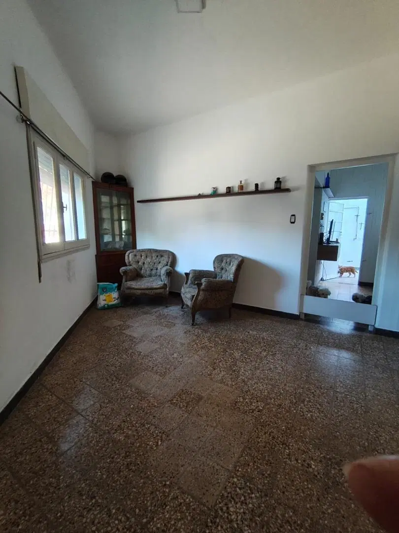 CASA A LA VENTA EN BARRIO ARROYITO APTA CREDITO 1