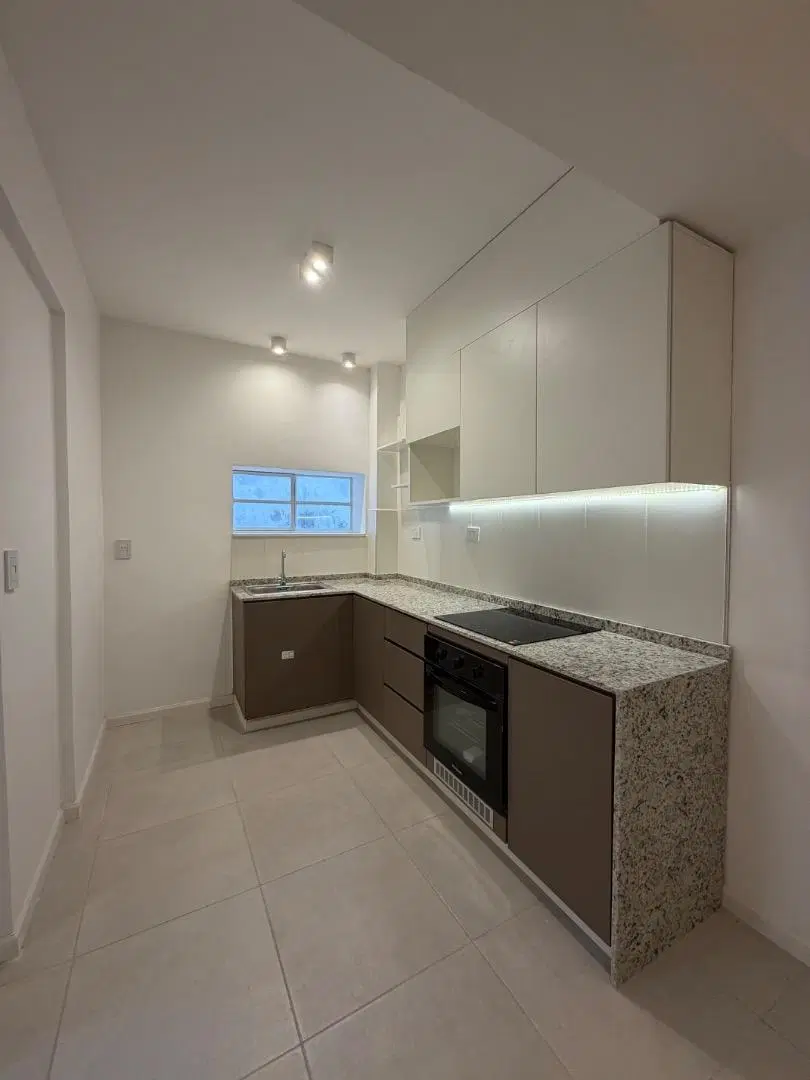 VENTA CASA 1 DORMITORIO MAS COMODIN 3