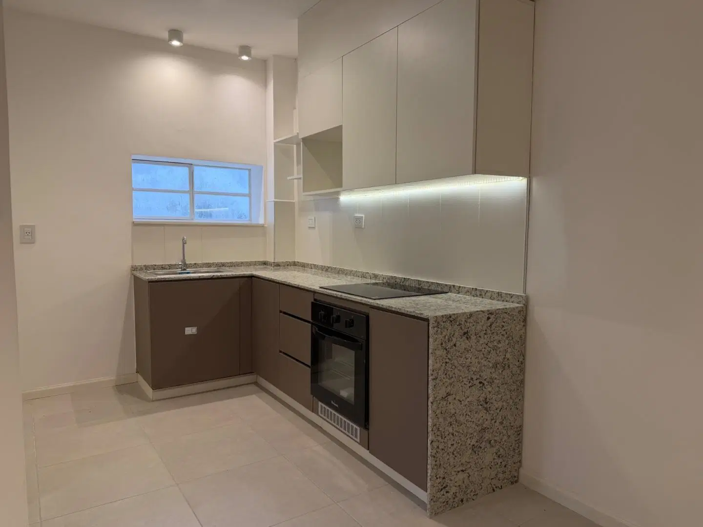 VENTA CASA 1 DORMITORIO MAS COMODIN 8