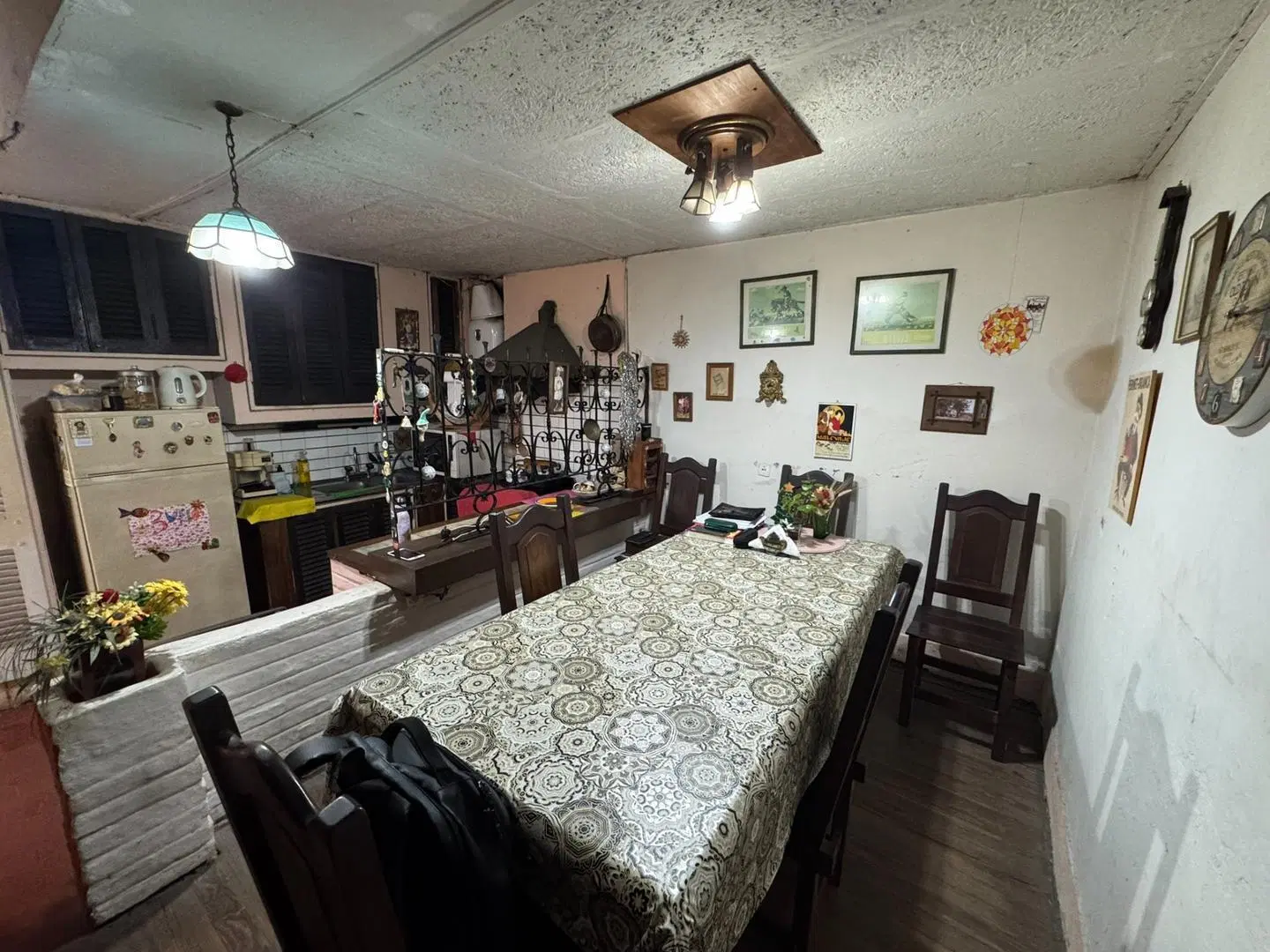 CASA AL FRENTE DOS DORMITORIOS EN PICHINCHA A LA VENTA 1