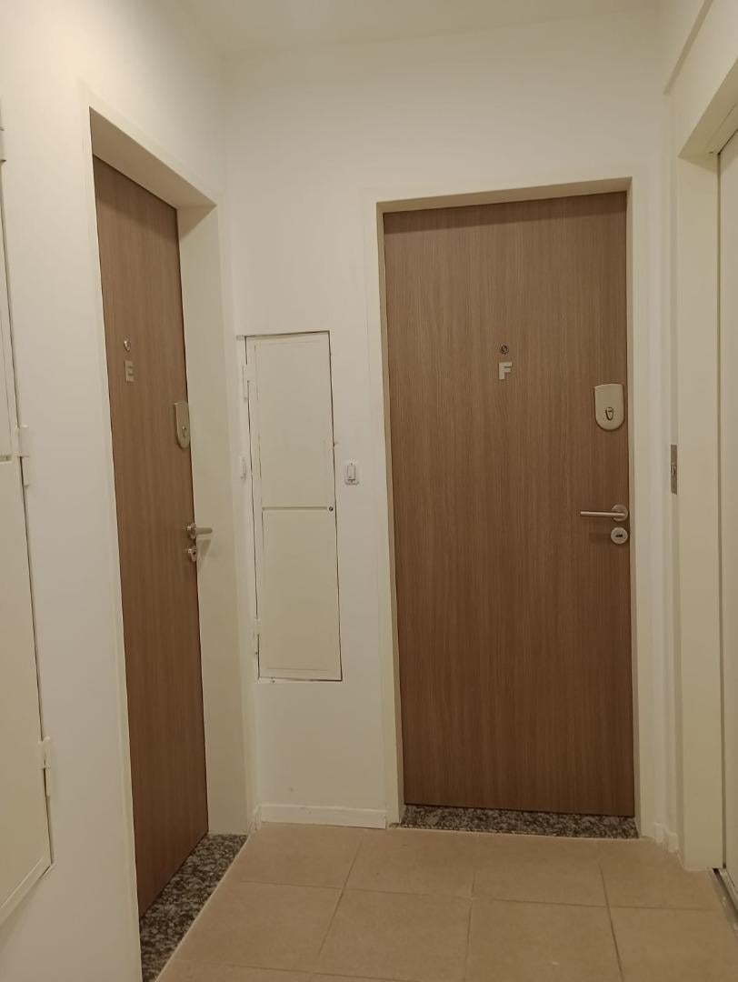 Foto de VENTA - EXCELENTE MONOAMBIENTE CON PATIO, imagen 1