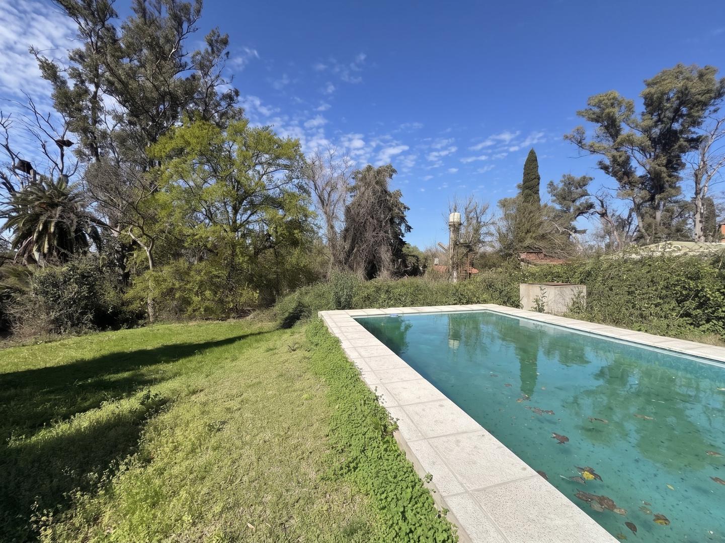 CASA CON PILETA Y BAJADA AL RIO VILLA LA RIBERA ANDINO