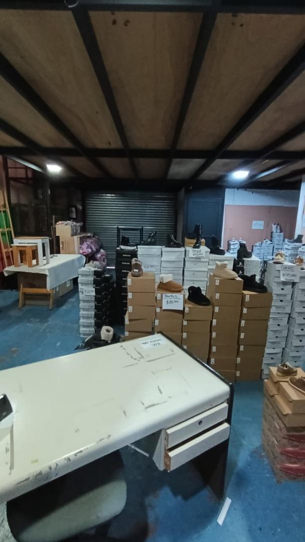Foto de GALPON CON OFICINAS Y LOCAL COMERCIAL, imagen 3