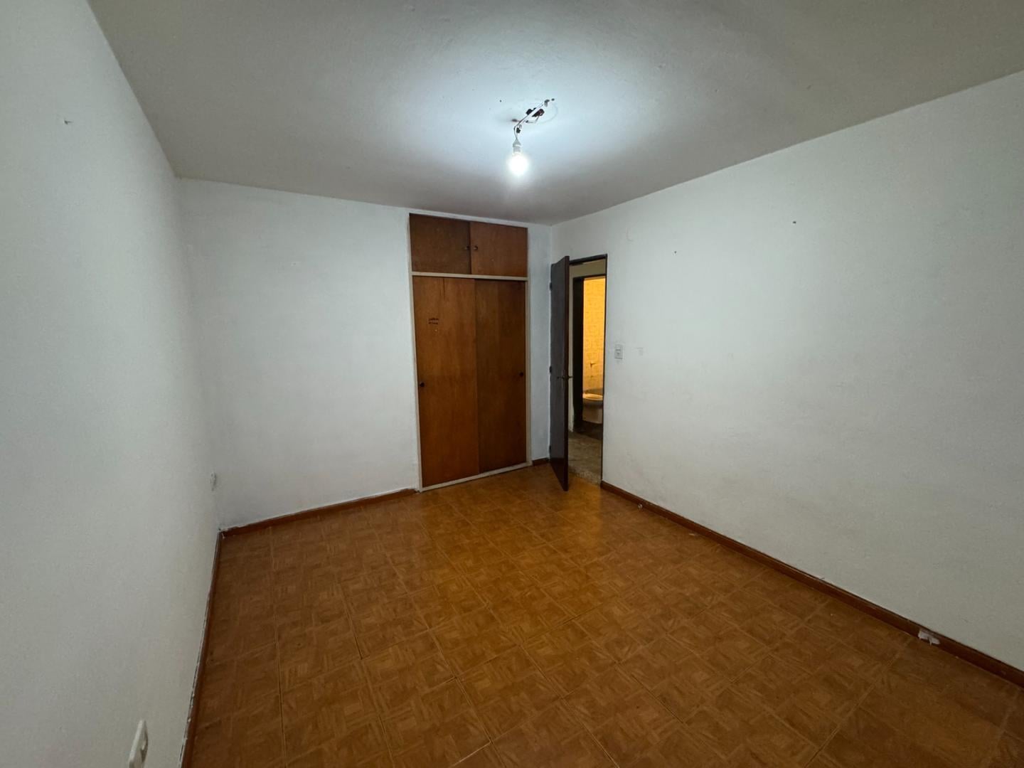 Foto de CASA DOS DORMITORIOS CON COCHERA Y PATIO EN BAIGORRIA, imagen 3