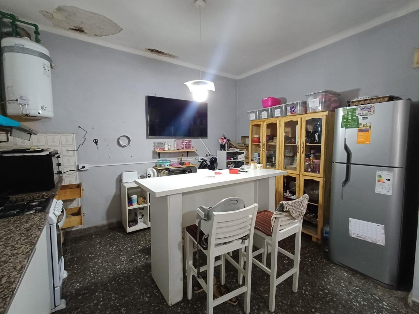 Foto de CASA EN VENTA EN TIRO SUIZO CON PATIO Y COCHERA, imagen 5