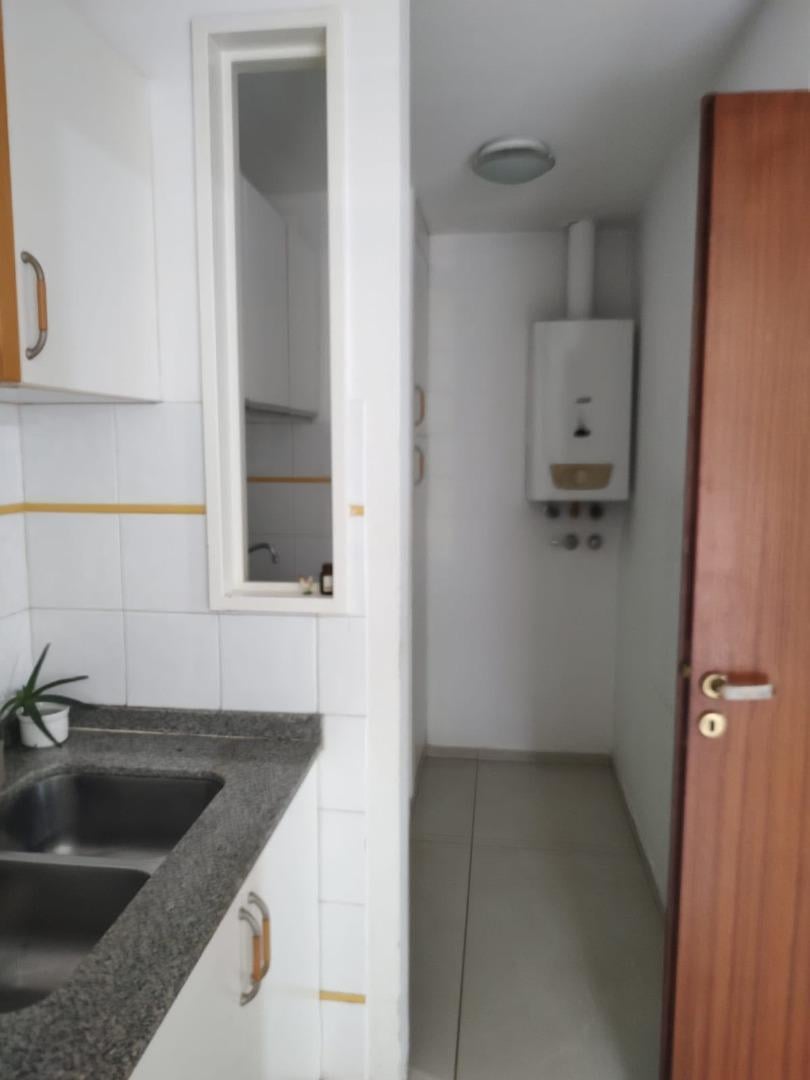 Foto de VENTA DEPARTAMENTO 2 DORMITORIOS CON COCHERA, imagen 5