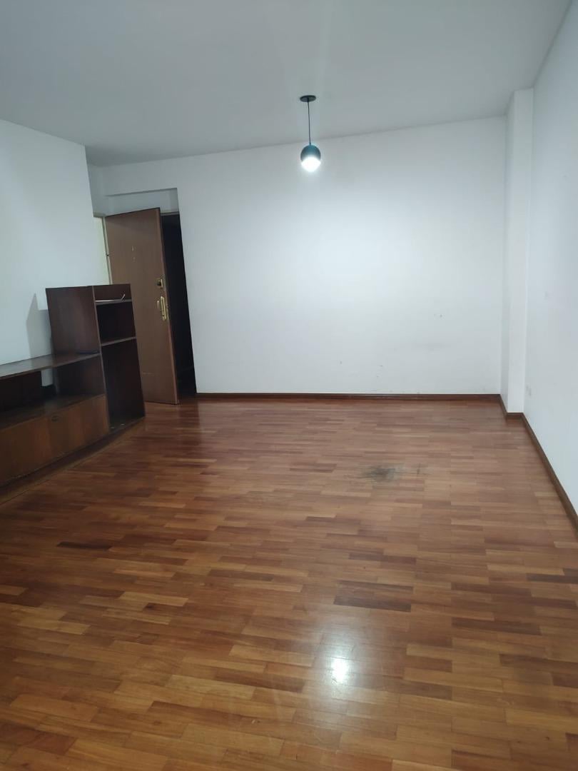 Foto de VENTA DEPARTAMENTO 2 DORMITORIOS CON COCHERA, imagen 2