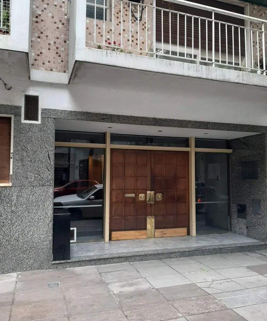 3 ambientes - Espinosa y Av. Rivadavia 1