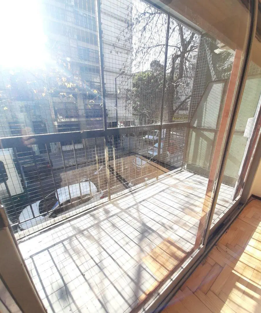 Terrada y Yerbal - 2 ambientes con balcon y patio 3