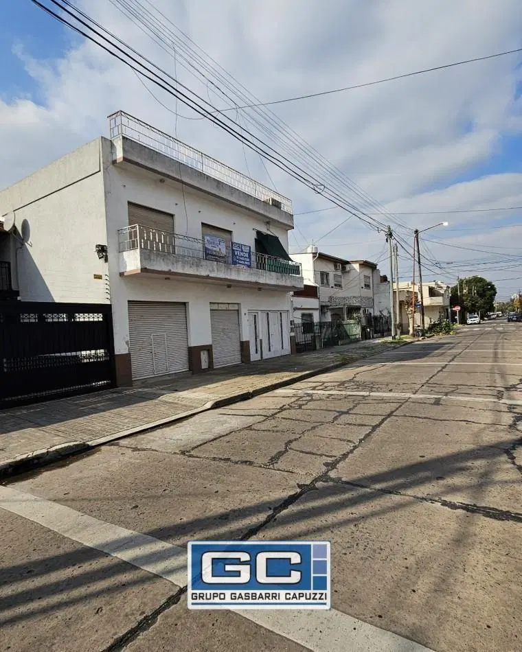 Casa en venta Villa Luzuriaga Tipo Americana ¡Gran Oportunidad! 4