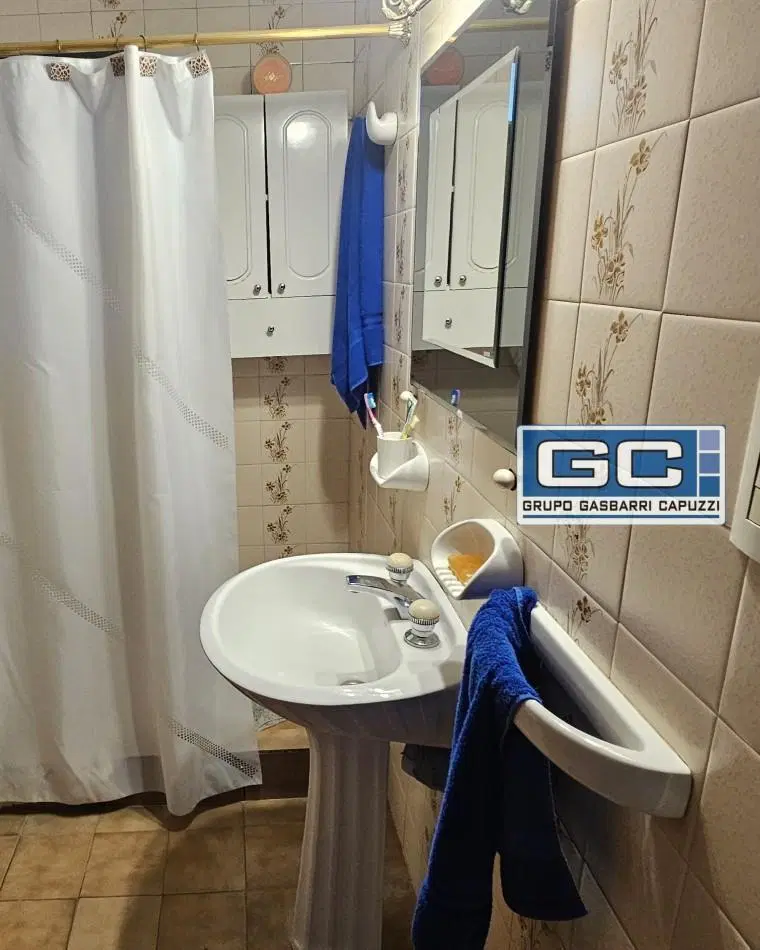 Departamento En Venta En San Martin Centro Con Cochera 2