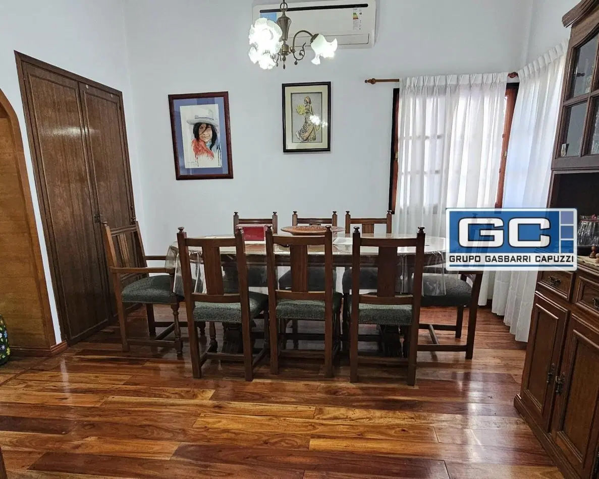 Casa en Venta Haedo Norte impecable sobre lote propio 4