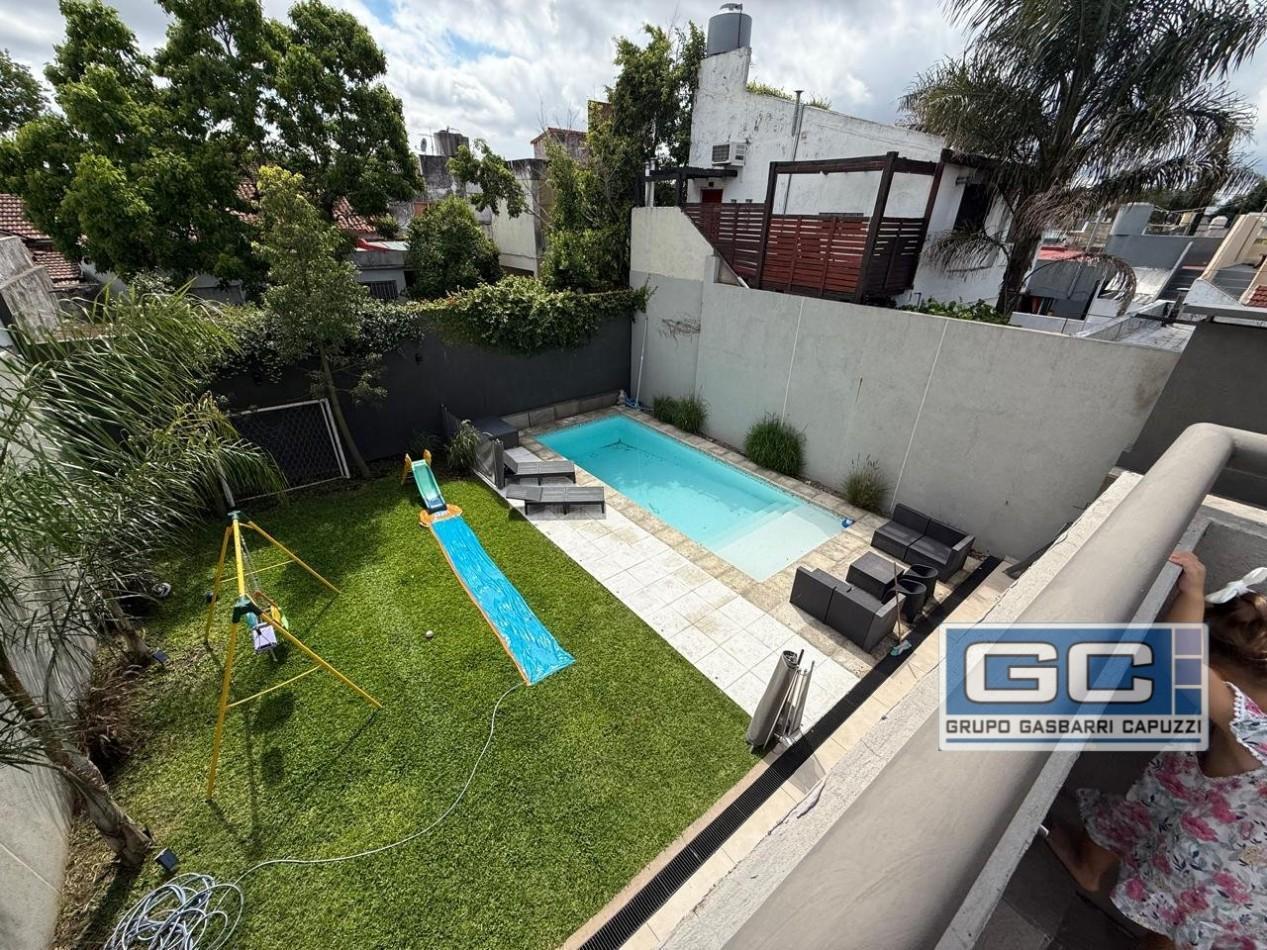 Foto de Casa en Venta en Ramos Mejia Impecable Hermosa lista para disfrutar, imagen 1