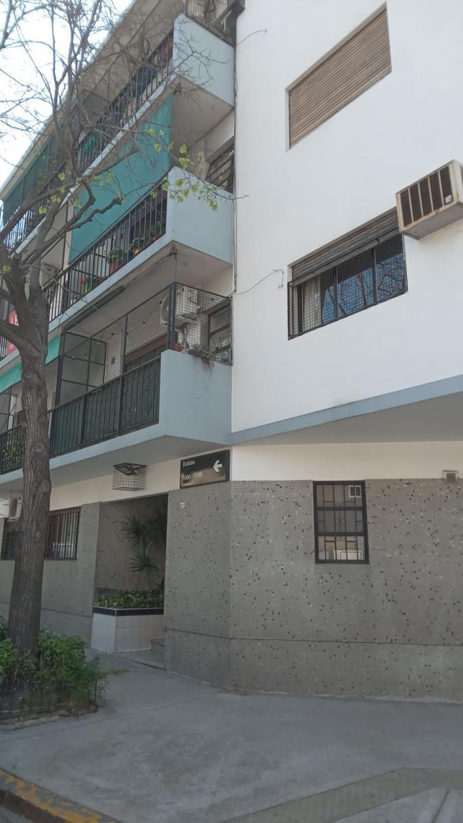 Departamento en Venta de Dos Ambientes Al Frente con Balcon 2