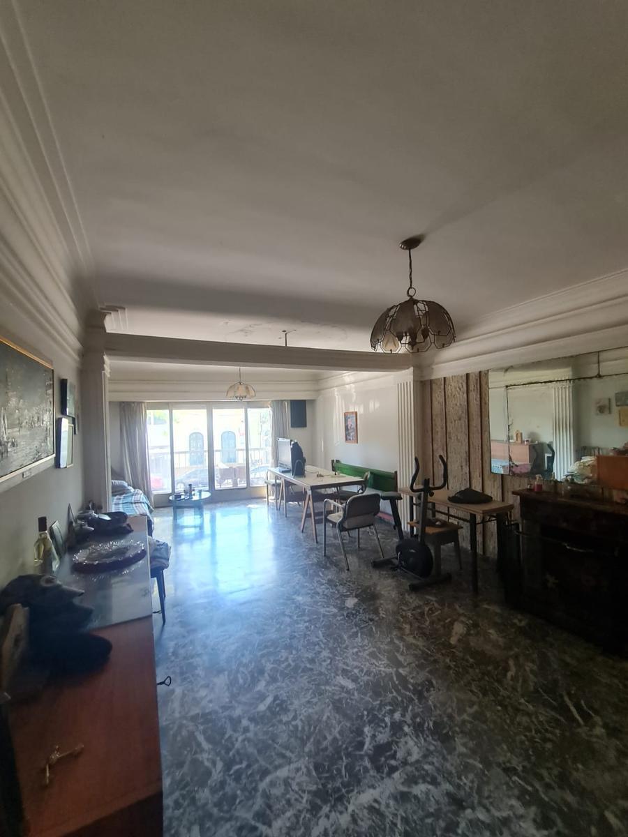 Casa en Venta 3 Dorm. + Consultorio + Jardin + Pileta + Cochera y Dependencia 5