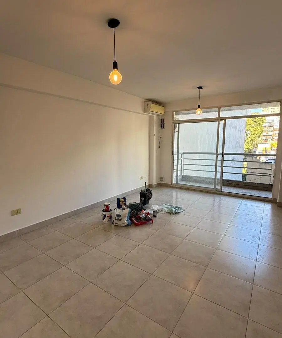 Departamento en Caballito 2 ambientes contrafrente con balcon vista abierta 4