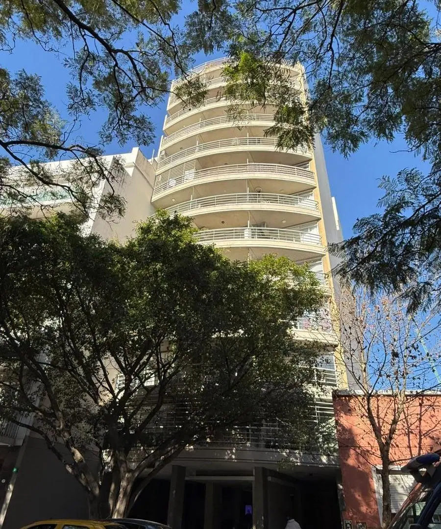 Departamento en Caballito 2 ambientes contrafrente con balcon vista abierta 2