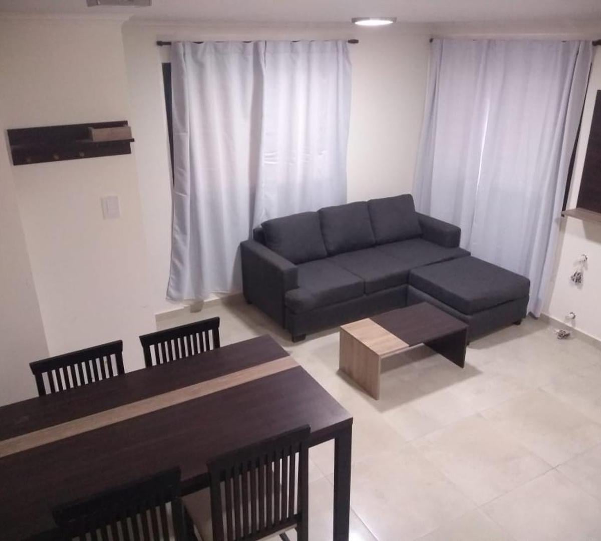 Duplex en venta. 2 Dorm con terraza. Housing Va Carlos Paz