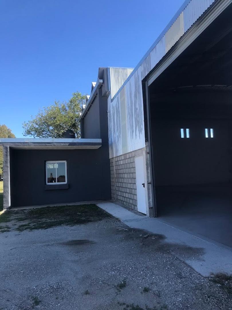 Nave Industrial 800 m² Autovía Rp5 Cordoba - Alta Gracia 4