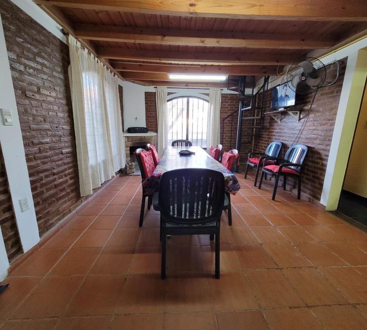 Casa en Venta en Villa Cura Brochero 3 Dorm 5