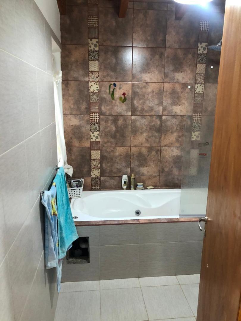 Se Vende Casa en Villa Parque Siquiman 3