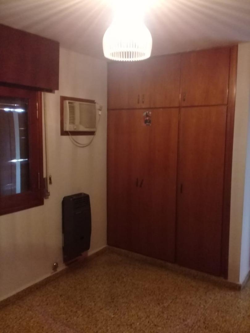 Propiedad con Dos Viviendas y Quincho en Venta - Rio Tercero 3