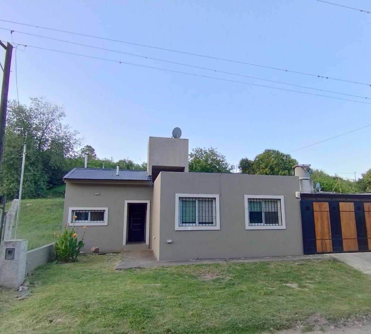 Venta Casa Dos Dorm. B° Cerro del Sol, Salsipuedes 2