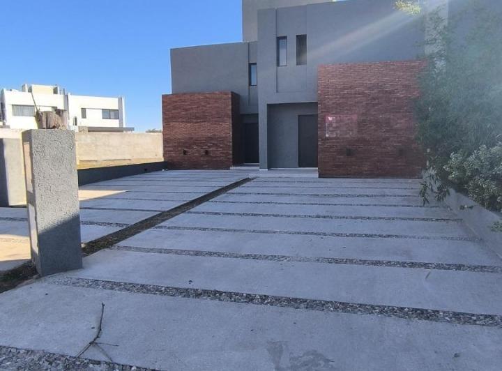 VENTA DUPLEX 2 DORMITORIOS CLAROS DEL BOSQUE 3