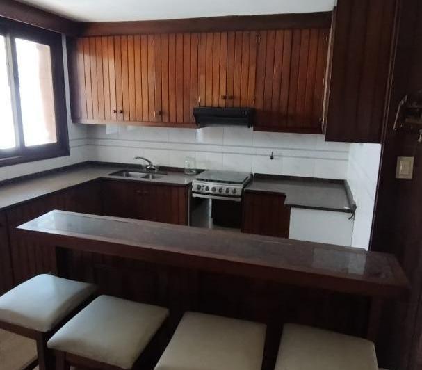 Foto de Casa + Dpto en Alquiler B° Urca, imagen 2