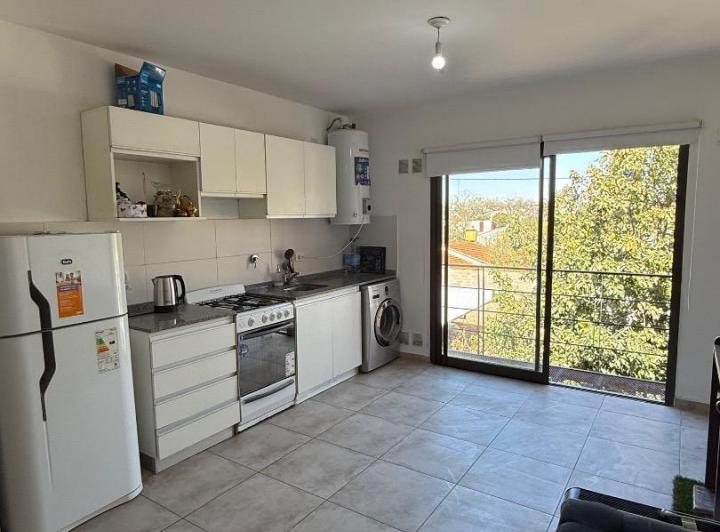 Alquilo departamento Alto Alberdi 4
