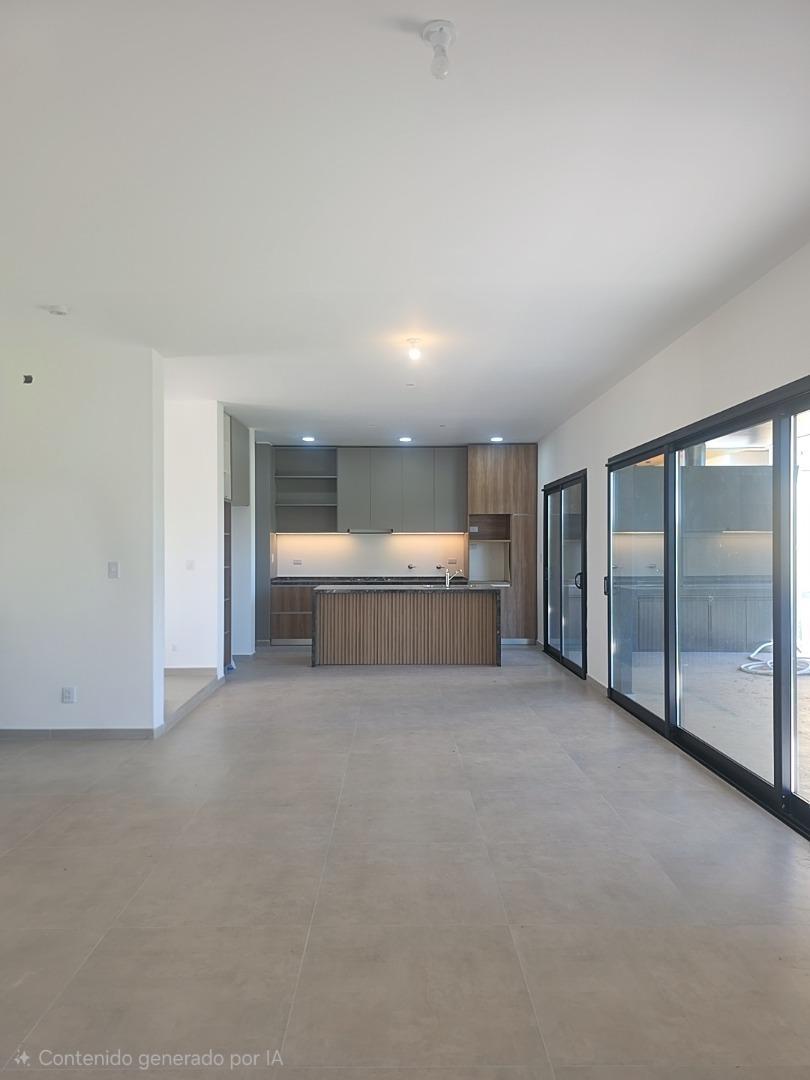 Foto de Casa en Venta en Cañitas Barrio Privado, imagen 4