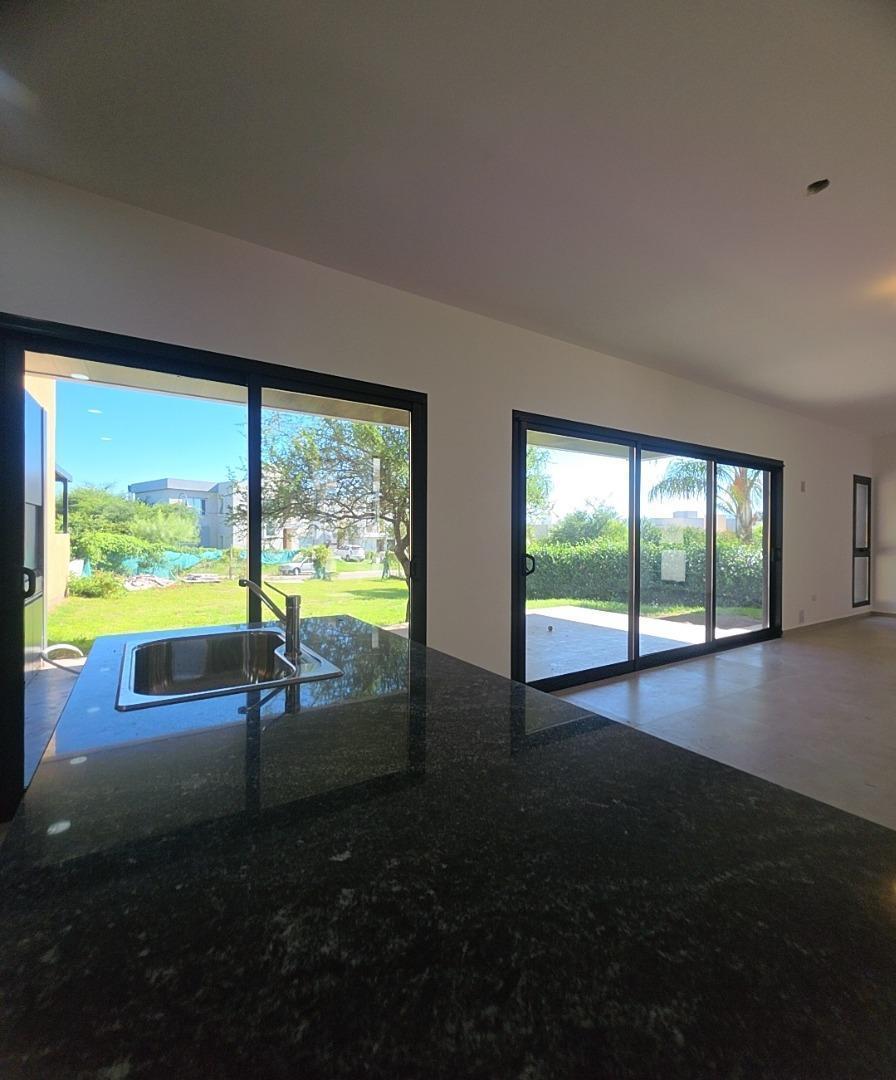 Foto de Casa en Venta en Cañitas Barrio Privado, imagen 3