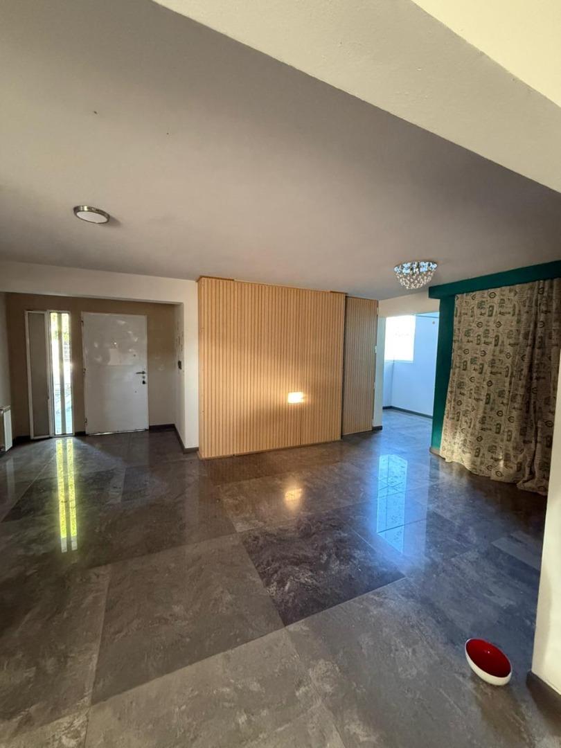 Foto de CASA EN VENTA- CONSTUCCIÓN Y MATERIALES DE PRIMERA, imagen 3