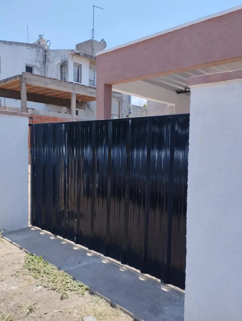 VENDO casa a estrenar en VALLE DE ANISACATE 2