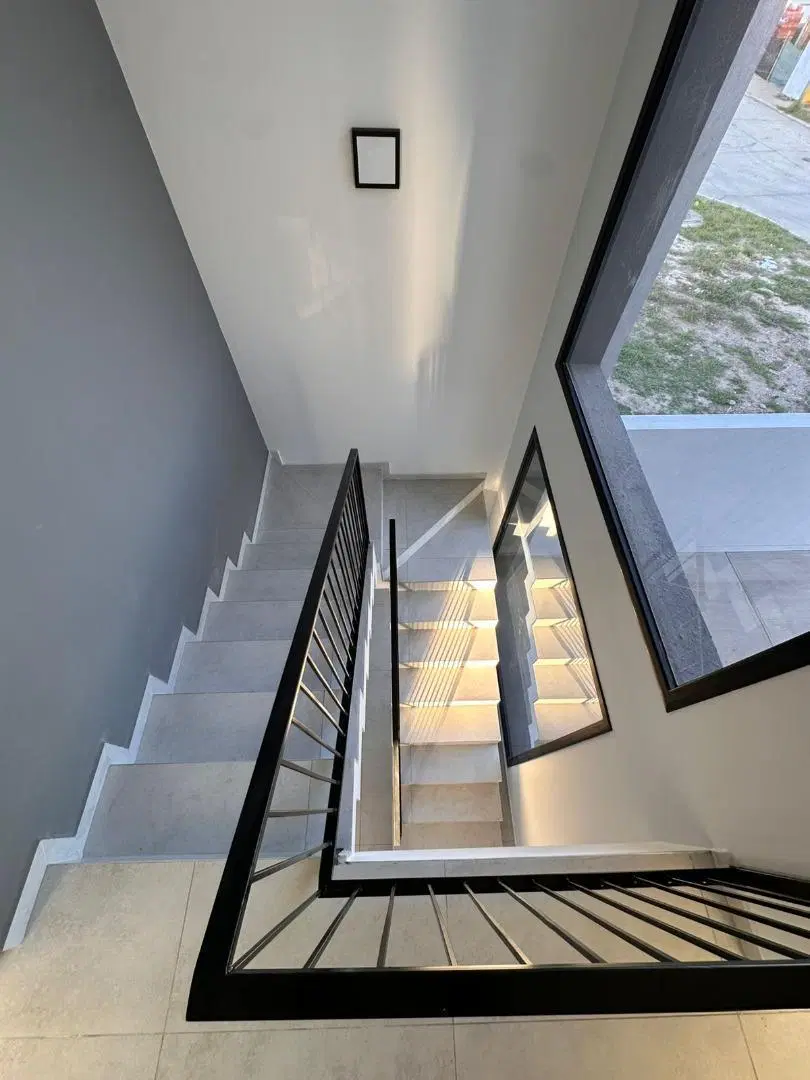 CASA EN RINCONES DE MANANTIALES 5