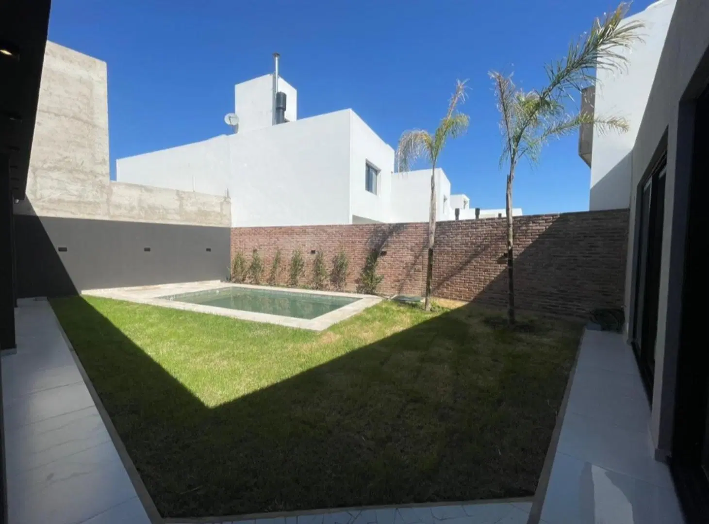 VENTA CASA GREENVILLE 2 4