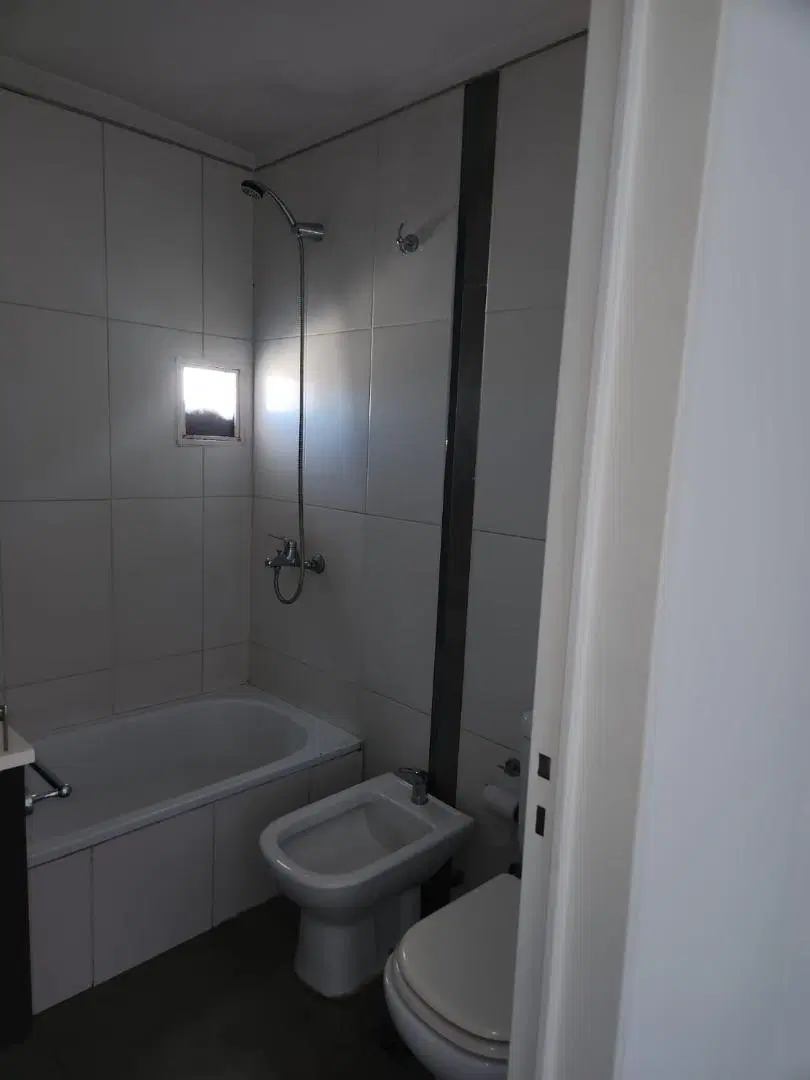 hermoso y luminoso departamento 4