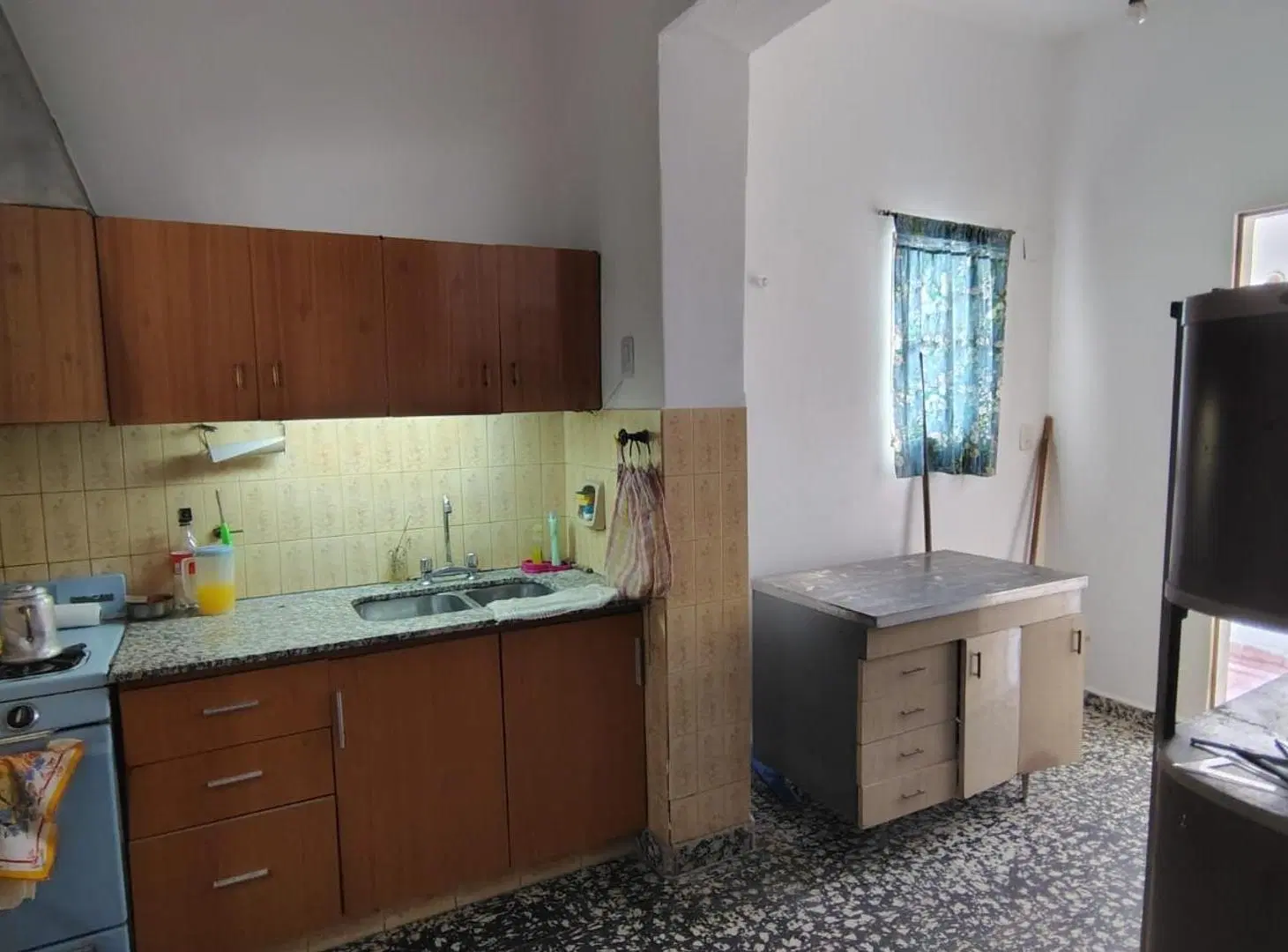 VENTA CASA MAS DOS DEPARTAMENTOS EN BARRIO JARDIN DEL PILAR 4