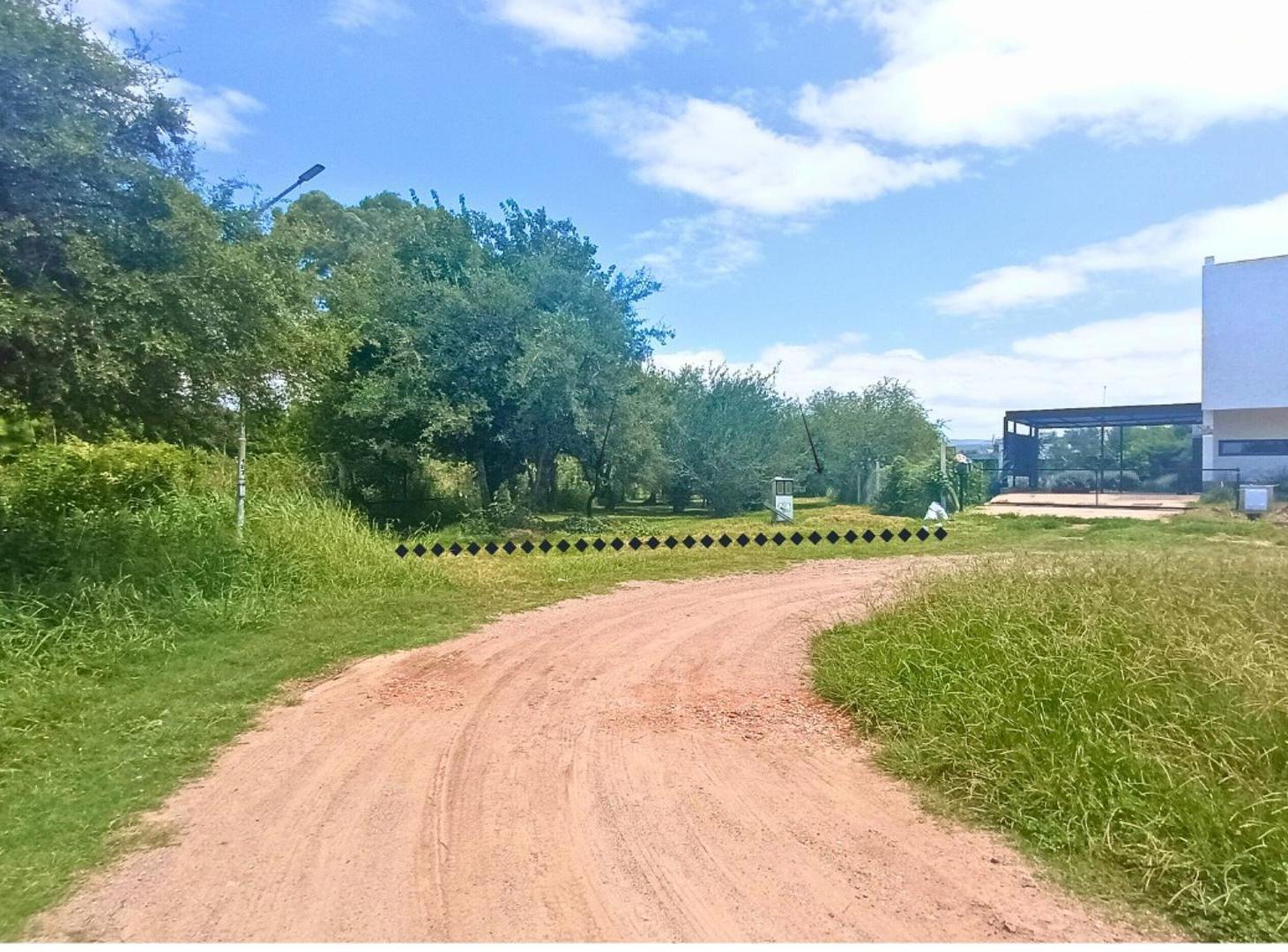 Foto de TERRENO EN VENTA 800 mts Villa Catalina 1era etapa, imagen 4